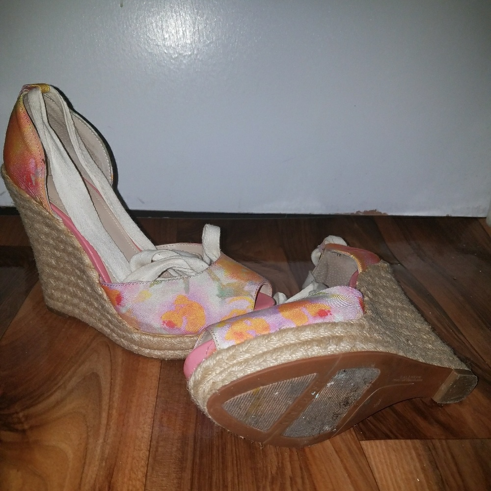 Woman's shoe